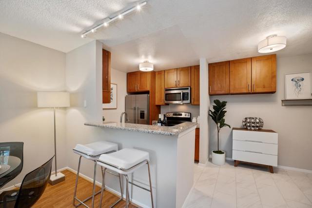 359 Half Moon Lane, Daly City CA: https://media.crmls.org/mediaz/2d171cc0-8ba8-4286-8bc0-5123b2495af4.jpg