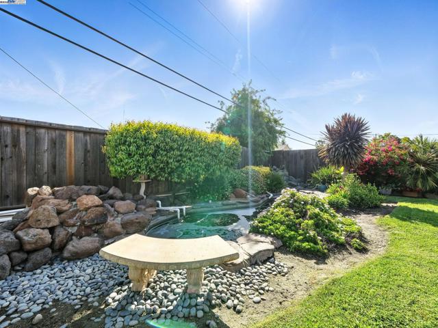 5426 Borgia Rd, Fremont CA: https://media.crmls.org/mediaz/2d17e43b-e413-4dfd-bc89-4fc77adf8fb1.jpg