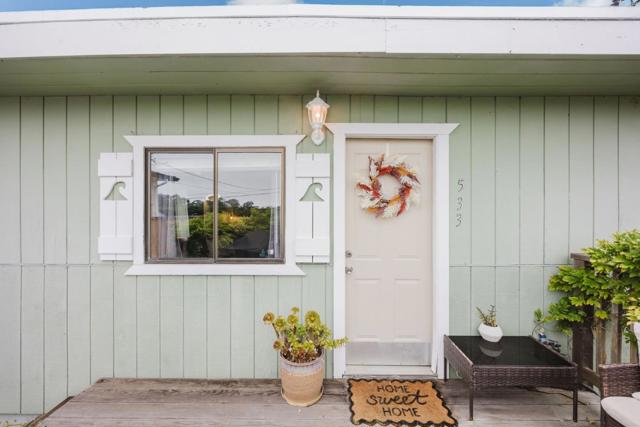 533 Alto Avenue, Half Moon Bay CA: https://media.crmls.org/mediaz/2d188ed1-9656-4e97-8051-88dc19698196.jpg