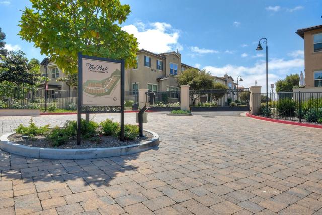 1097 Delpy View Point, Vista CA: https://media.crmls.org/mediaz/2d18977c-d18d-494c-8ef0-3dafd617df35.jpg