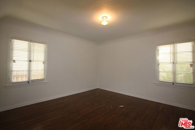 1114 S Clark Drive, Los Angeles CA: https://media.crmls.org/mediaz/2d194205-b1f9-4760-a042-a70eaa5025bf.jpg