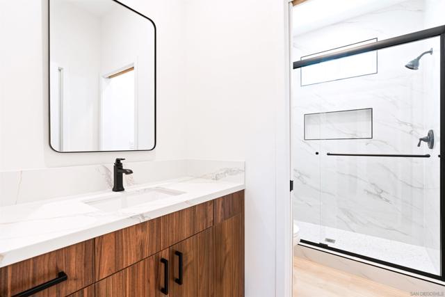 1160 Erica St, Escondido CA: https://media.crmls.org/mediaz/2d1964d0-9944-4417-b1d6-b403932f5240.jpg