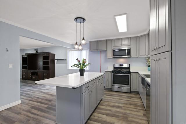 718 E TURMONT, Carson CA: https://media.crmls.org/mediaz/2d1a4538-39cd-487c-a345-0735cdc722a2.jpg