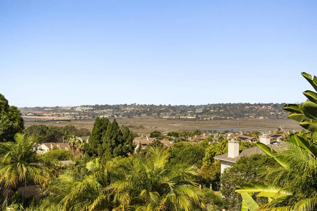 13404 Kibbings Road, San Diego CA: https://media.crmls.org/mediaz/2d1a6bcb-17db-40b7-974d-1e8552482cfe.jpg