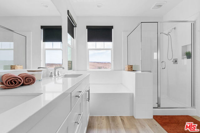 50 Fosco Street, Rancho Mission Viejo CA: https://media.crmls.org/mediaz/2d1bcf42-9fc9-4838-a1d0-1aeb294b1c5f.jpg