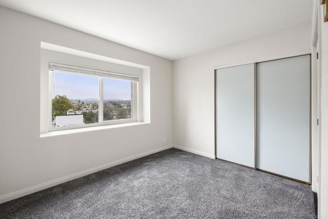 Detail Gallery Image 28 of 56 For 694 Ascot Dr, Vista,  CA 92083 - 3 Beds | 2/1 Baths