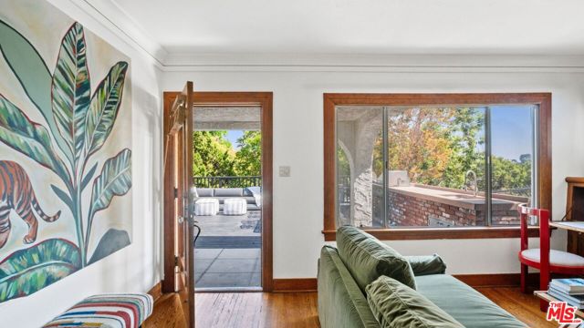 6155 Poppy Peak Drive, Los Angeles CA: https://media.crmls.org/mediaz/2d1c5859-f863-437b-a9b3-4ed962fda1e1.jpg