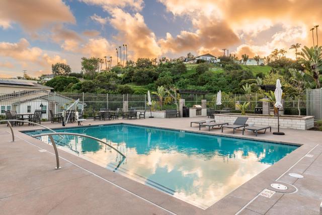 Detail Gallery Image 31 of 46 For 1115 Sea Glass Way, Oceanside,  CA 92054 - 2 Beds | 2/1 Baths