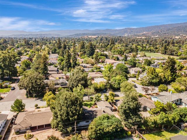 1635 Morton Avenue, Los Altos CA: https://media.crmls.org/mediaz/2d1cd985-1f92-47ff-b868-a8c1195dd2c1.jpg