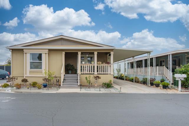 417 Chateau La Salle Dr., San Jose CA: https://media.crmls.org/mediaz/2d1cf2a9-30f5-423f-b39e-322f85d2621f.jpg