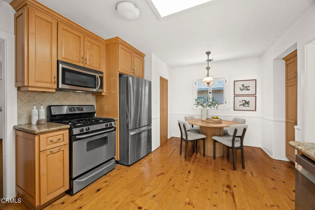 1309 Sinaloa Avenue, Pasadena CA: https://media.crmls.org/mediaz/2d1d15e6-7dff-483e-ac27-972c1716273e.jpg