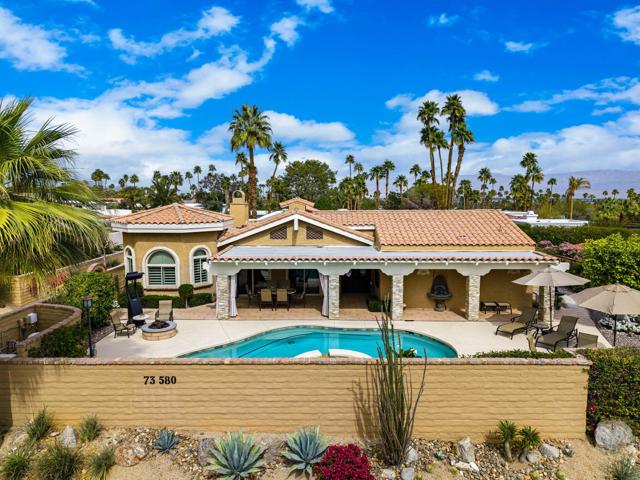 73580 Agave Lane, Palm Desert CA: https://media.crmls.org/mediaz/2d1d5ebe-3d97-4022-9b61-ec9979d51334.jpg