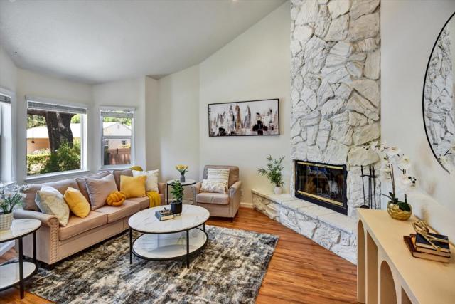22081 Hibiscus Court, Cupertino CA: https://media.crmls.org/mediaz/2d1de2d6-1a2f-48af-a263-949d2d6f0b67.jpg