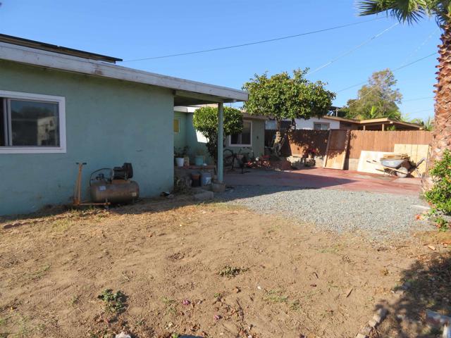 4021 Cherry Blossom Street, National City CA: https://media.crmls.org/mediaz/2d1e693c-0f0c-45ca-ad70-75d96a216cac.jpg