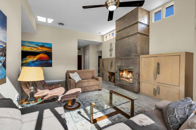 54175 Avenida Madero, La Quinta CA: https://media.crmls.org/mediaz/2d1ea2ae-afb3-4ae4-ad86-f03e8292a4ee.jpg