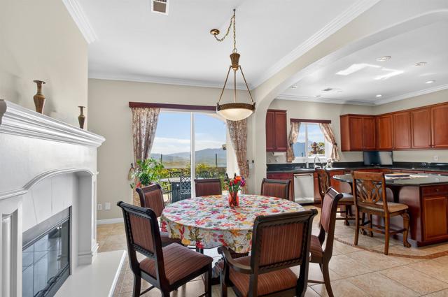 Image 20 of 73 For 18410 Lakepointe Dr