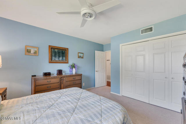 22485 Paul Revere Drive, Calabasas CA: https://media.crmls.org/mediaz/2d1f89b3-4405-418b-8c36-767a44adaf0e.jpg