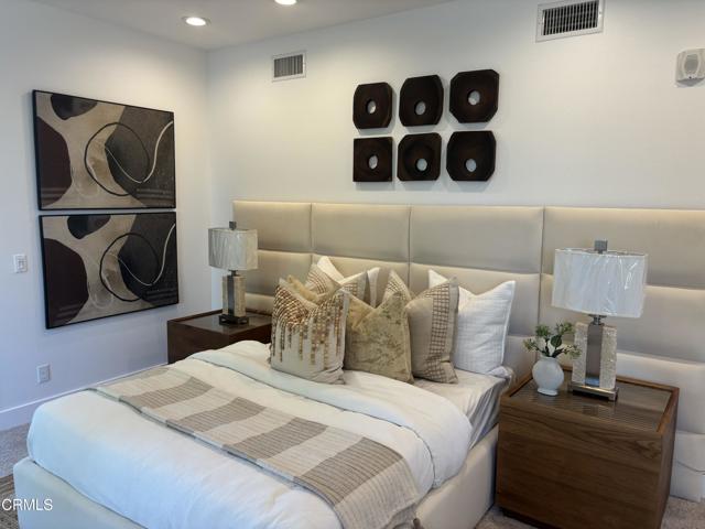 239 S Marengo Avenue, Pasadena CA: https://media.crmls.org/mediaz/2d1fd4f3-f3c4-461b-9bb0-ec28dfaecc01.jpg