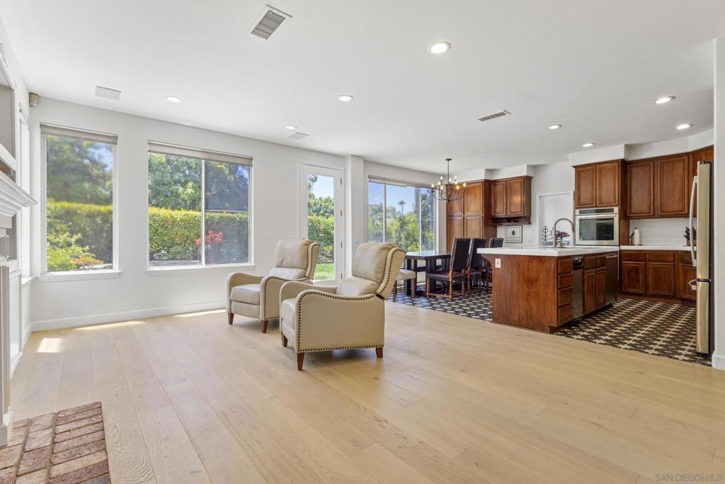 973 Whimbrel Ct - photo 5