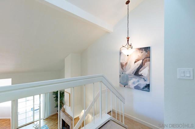 3270 W Fox Run Way, San Diego CA: https://media.crmls.org/mediaz/2d2012ee-ef38-4685-a05b-4306b0297936.jpg