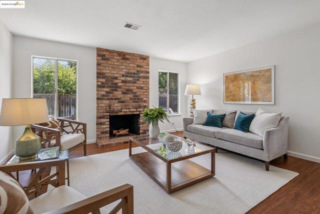 934 Bancroft Rd, Concord CA: https://media.crmls.org/mediaz/2d2137c4-56a2-4798-ae4d-c06e680c5038.jpg