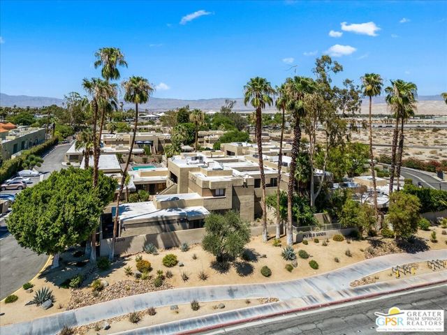 473 E Bradshaw Lane #10, Palm Springs, CA 92262