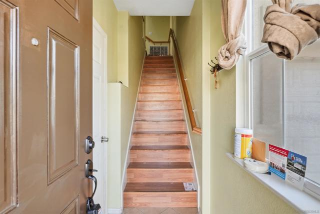 2284 Alicante, Chula Vista CA: https://media.crmls.org/mediaz/2d24761f-8284-4beb-8128-8a4e525fd705.jpg