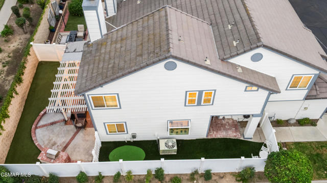 2782 Lemon Drive, Simi Valley CA: https://media.crmls.org/mediaz/2d24eaf8-3bdb-407b-a007-d21d17db4b0f.jpg