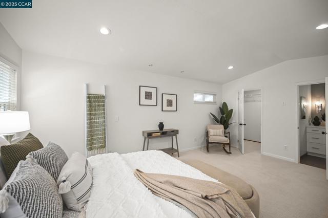 2120 Shady Creek Pl, Danville CA: https://media.crmls.org/mediaz/2d25fdaa-8dbe-4e15-a2b6-5dfeefa49e4a.jpg