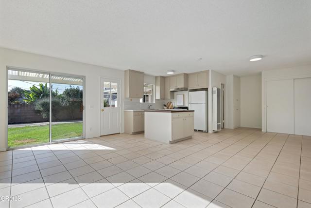 Detail Gallery Image 16 of 29 For 220 Frances St, Ventura,  CA 93003 - 3 Beds | 2 Baths