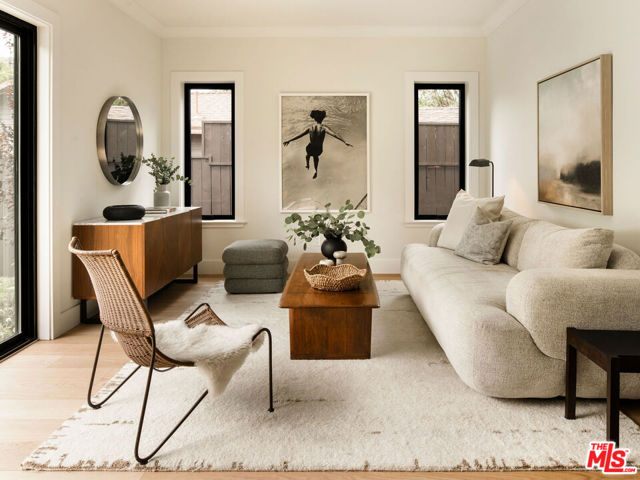 1456 Hepner Avenue, Los Angeles CA: https://media.crmls.org/mediaz/2d27ea6c-71fa-4ba0-8a91-709fbcf4ade5.jpg