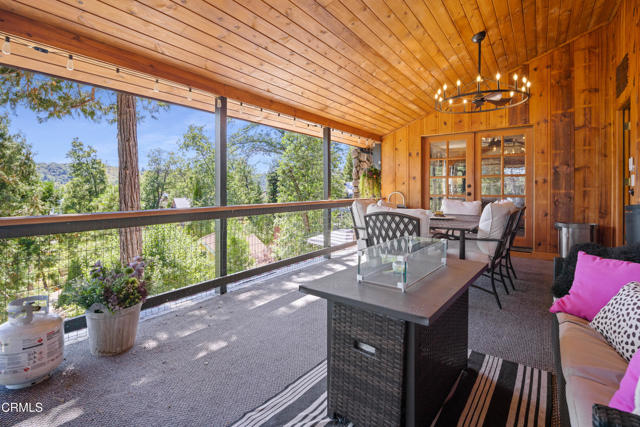 54186 Road 432, Bass Lake CA: https://media.crmls.org/mediaz/2d2893e6-39eb-4596-9bf9-0adcbf5d59e2.jpg