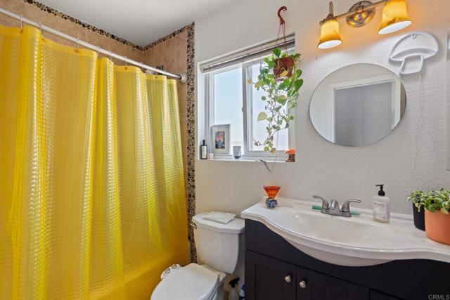 4239 35Th Street, San Diego CA: https://media.crmls.org/mediaz/2d29d71d-953c-4064-831e-ccd602839297.jpg
