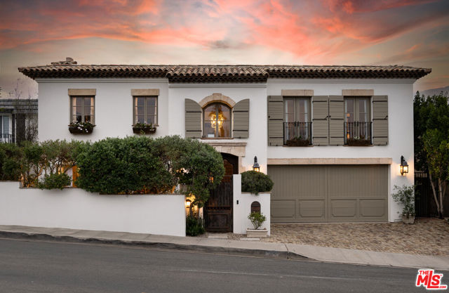 791 Nyes Place, Laguna Beach CA: https://media.crmls.org/mediaz/2d2a37d0-3a94-4b6e-9c76-ae1fd979f8fa.jpg