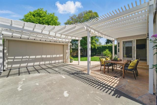 1344 Iris Court, San Jose CA: https://media.crmls.org/mediaz/2d2a58e3-27cb-47b5-bae8-44edcf99cc37.jpg