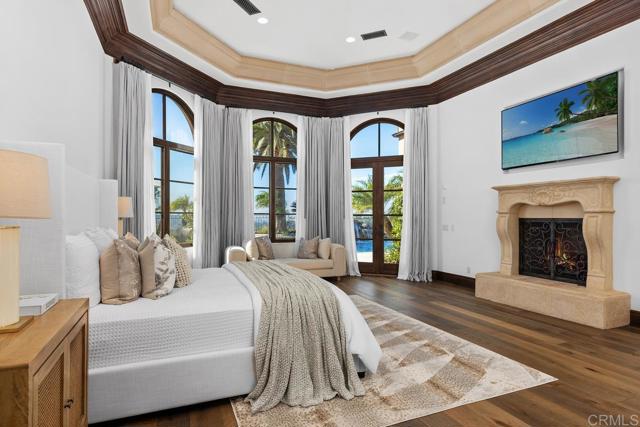 5015 Rancho Quinta Bend, San Diego CA: https://media.crmls.org/mediaz/2d2a840d-88cb-485f-9965-b0382941b216.jpg