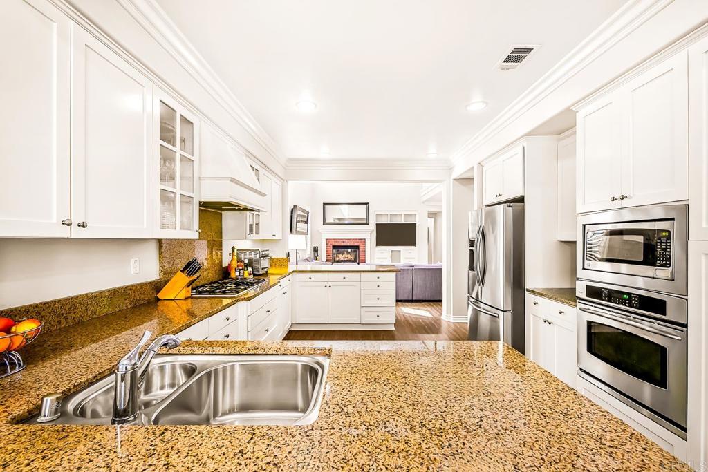 2669 Paradise Road - photo 16