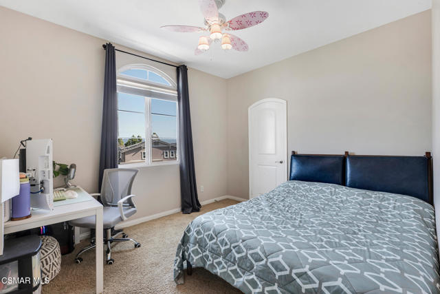 1877 Seasons Street, Simi Valley CA: https://media.crmls.org/mediaz/2d2b1a30-01ef-48e1-b17c-ddac680c18a9.jpg