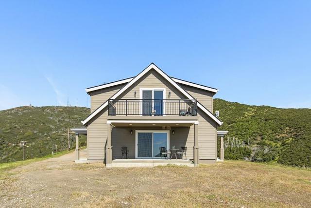 33501 Loma Chiquita Road, Los Gatos CA: https://media.crmls.org/mediaz/2d2ba505-4c34-4bfa-b40e-ec8203f8fbf2.jpg