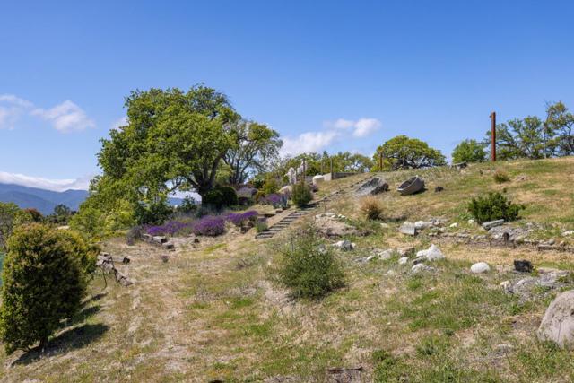 35000 Sky Ranch Road, Carmel Valley CA: https://media.crmls.org/mediaz/2d2c7fe5-f9fd-44cb-9cec-fb110ace9e2d.jpg