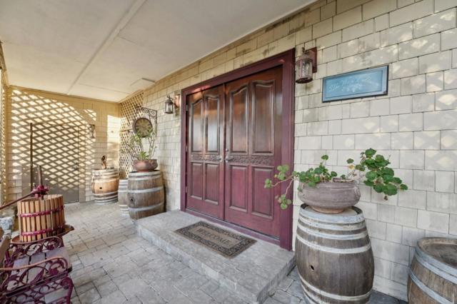 25 Oakhurst Road, San Rafael CA: https://media.crmls.org/mediaz/2d2cc721-b534-4676-ba0f-f73b60e24af3.jpg