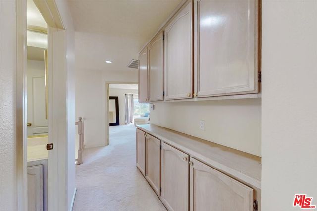 12119 Falcon Crest Way, Porter Ranch CA: https://media.crmls.org/mediaz/2d2f5645-ca54-4d00-9079-c3711b0e7ca5.jpg