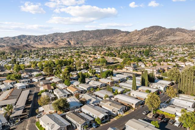 1550 Rory Lane, Simi Valley CA: https://media.crmls.org/mediaz/2d31926f-8d56-421e-a562-2f1f1f5a5fa0.jpg