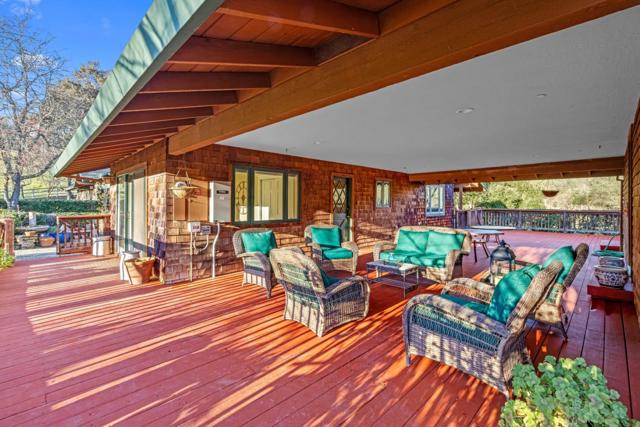 6915 Redwood Retreat Road, Gilroy CA: https://media.crmls.org/mediaz/2d32a8c2-ac36-420e-b61a-0fb6ade712dd.jpg