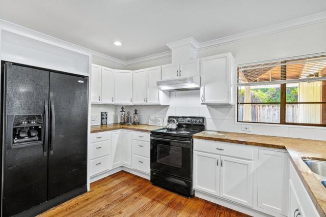 68 Live Oak Road, Royal Oaks CA: https://media.crmls.org/mediaz/2d35cd35-0b35-4334-a254-60fadcd08d86.jpg