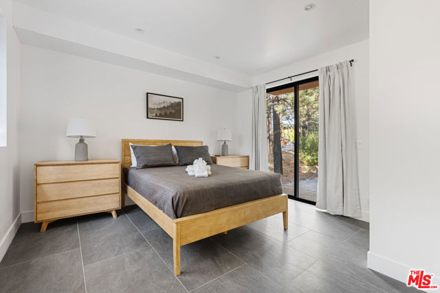 42421 Evergreen Drive, Big Bear CA: https://media.crmls.org/mediaz/2d35ece4-8f47-40e6-ad3c-d93f6cca03ad.jpg