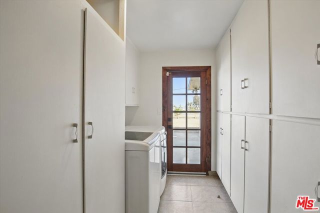 6391 Ruth Drive, Yucca Valley CA: https://media.crmls.org/mediaz/2d37a5b2-ef31-4c57-b12a-f75a086b304e.jpg