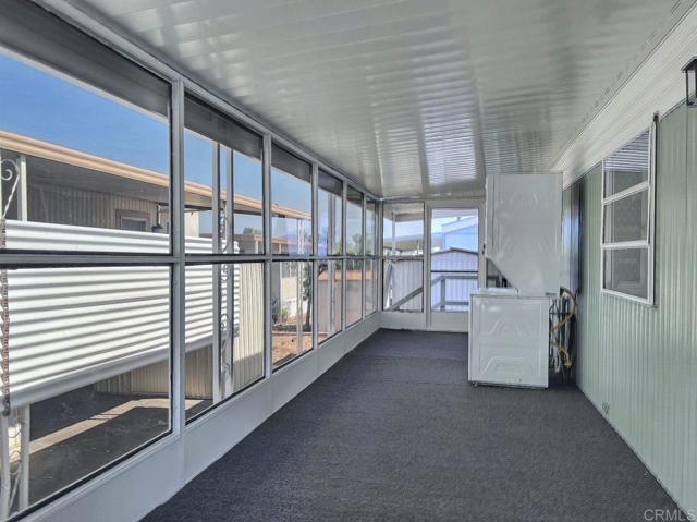1285 E Washington Avenue, El Cajon CA: https://media.crmls.org/mediaz/2d381850-8e86-4866-837d-5449d3e81b13.jpg