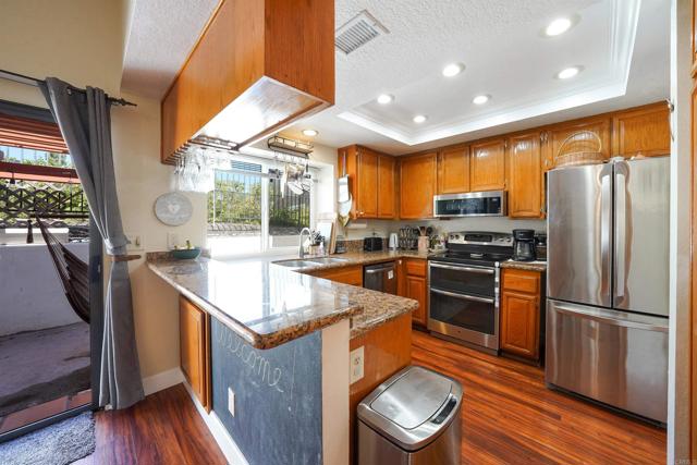 Detail Gallery Image 15 of 35 For 15662 Caminito La Torre, Rancho Bernardo (San Diego),  CA 92128 - 3 Beds | 2 Baths