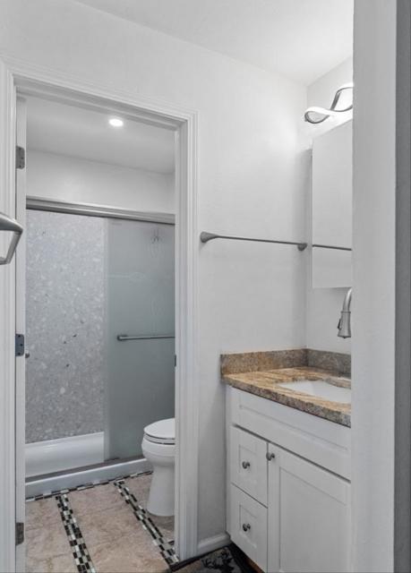 948 Kiely Boulevard, Santa Clara CA: https://media.crmls.org/mediaz/2d3aa9f6-6d54-49bc-bab1-aa5a6930bc9d.jpg